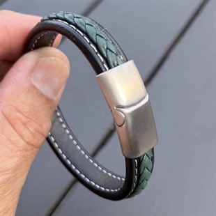 Major Green / Leren armband met glanzend stalen gesp.